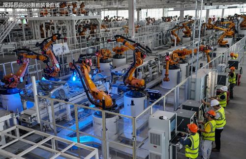 揭秘恒大汽车黑灯工厂 2545台机器人协同作业的“智造”革命